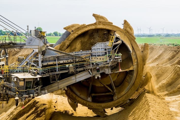 Obras Geotécnicas em Condição Não Saturada e Materiais Alternativos